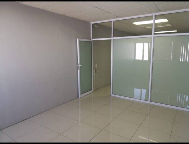50M² OFFICE TO LET IN SOUTH BEACH
